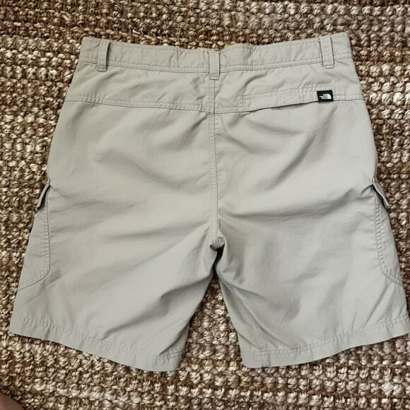 North Face Performance Cargo Shorts (34 Men’s) Beige Tan - Picture 3 of 6